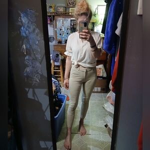 ♥️Old Navy💗BUY 1 GET 1 FREE💜Mid-Rise Pixie Pants Sz 4